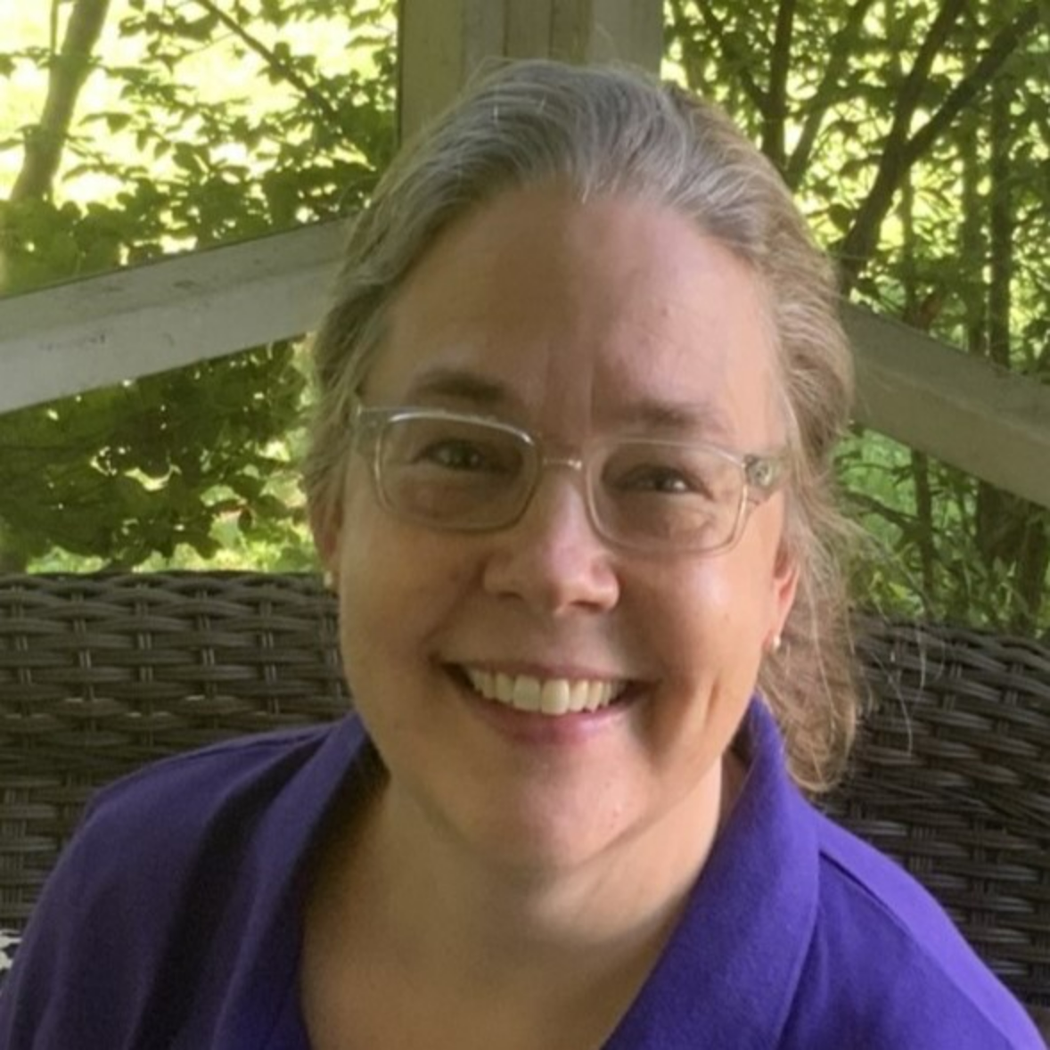 Kristin Johnsen-Neshati 