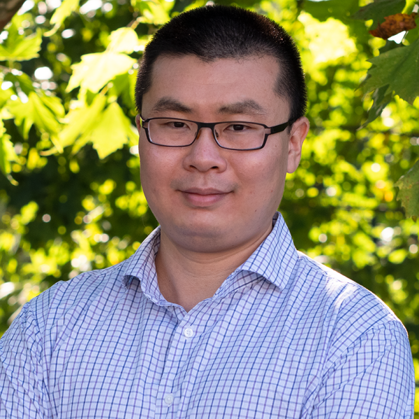 A headshot of Yue Cheng