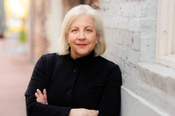 Lisa Mariam head shot